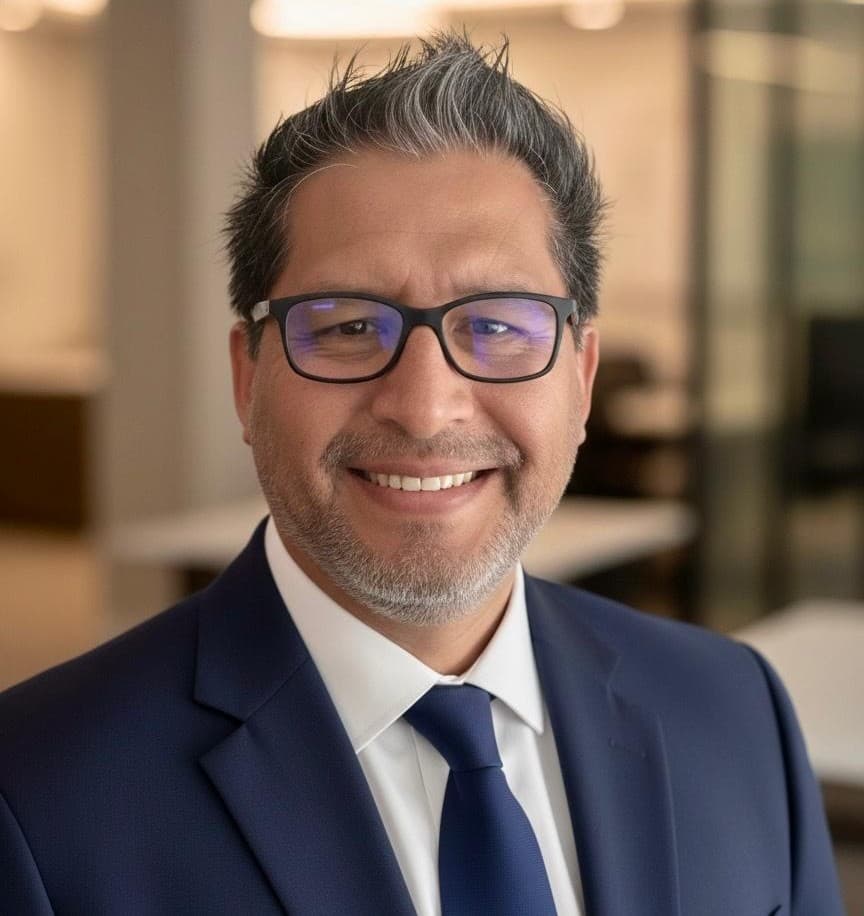 Foto de Hugo Valqui, Especialista en Geotecnia